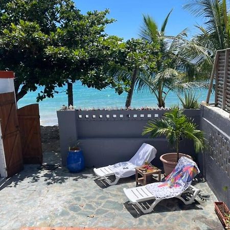 Maison Marouka Sur La Plage Du Diamant Le Diamant Extérieur photo