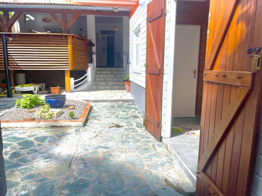 Maison Marouka Sur La Plage Du Diamant Le Diamant Extérieur photo